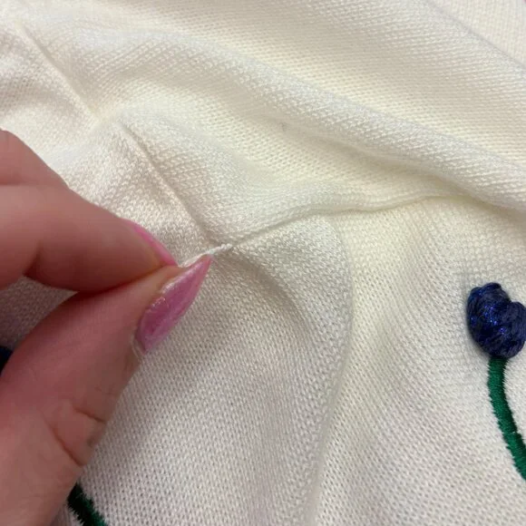 Modcloth 3D Christmas lights cream crewneck sweater size Small - Picture 7 of 7